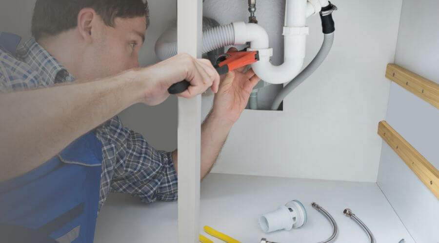 Local expert plumbing services in Myers Flat, CA